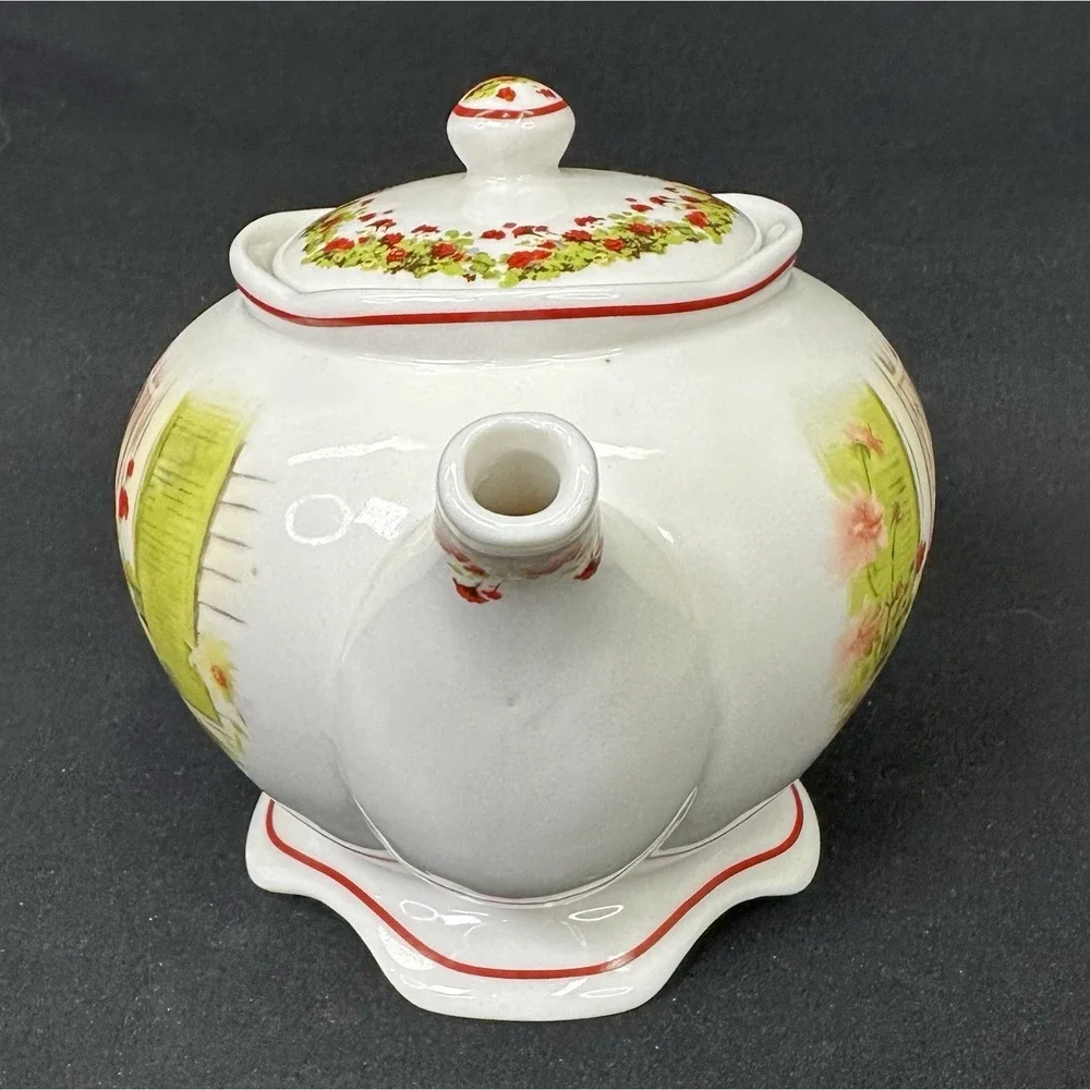 Brownlow‎ Heritage China Teapot, 'Ginger's Window' by Judy Buswell, Vintage 2003